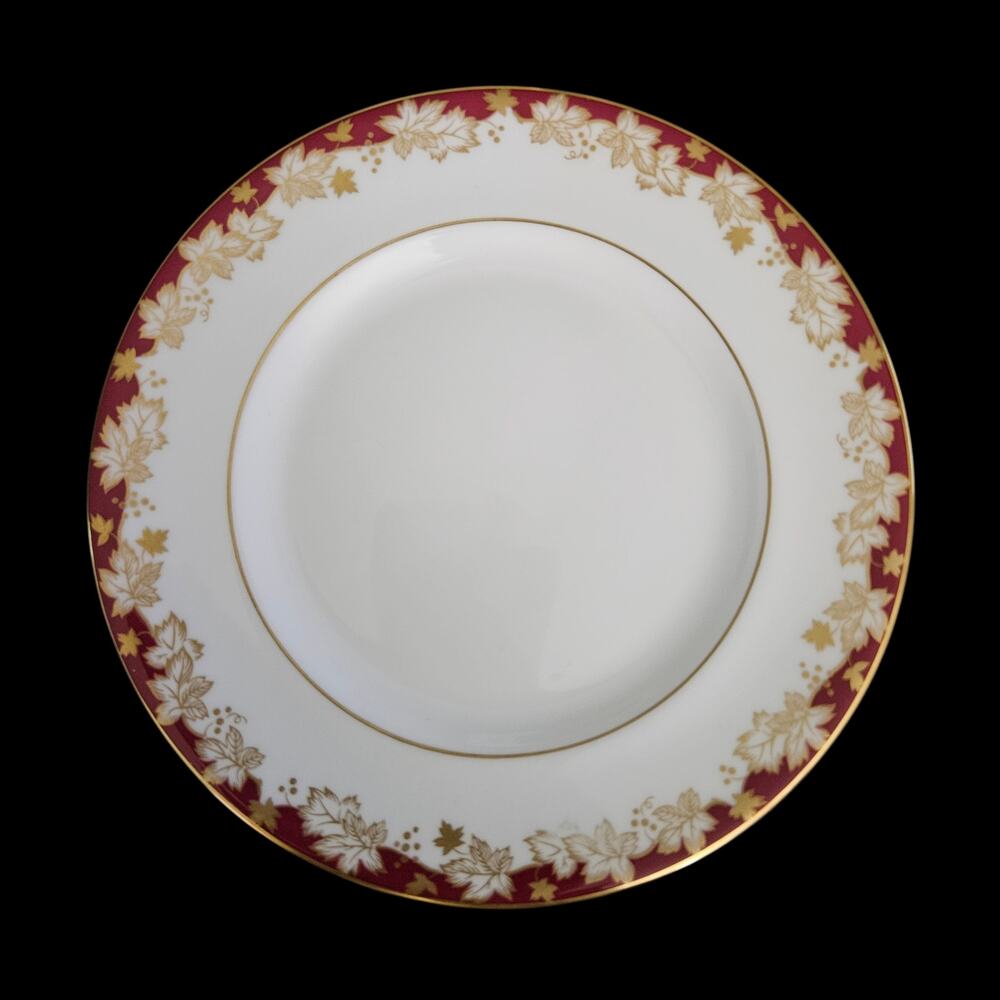 Royal Doulton Winthrop H4969 Set of 4 Dessert Plates 6.5" Red Gold Bone China
